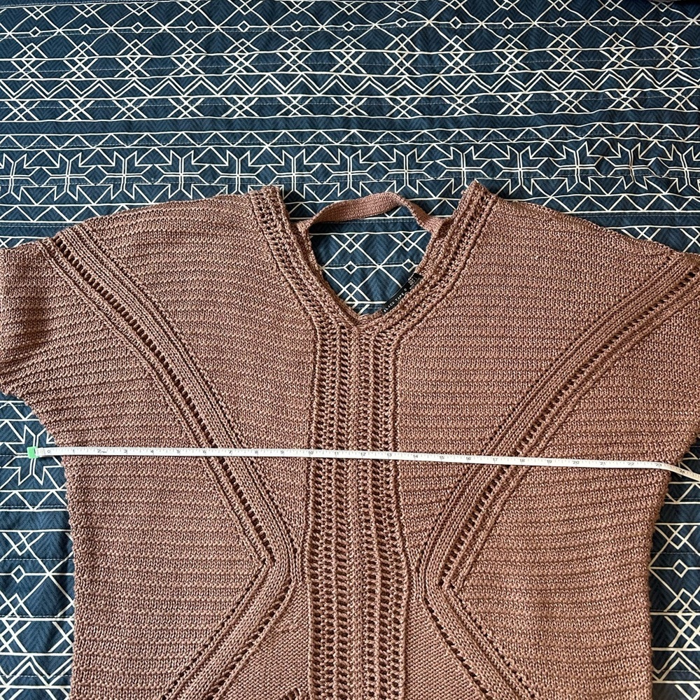 Black Tape_ V-Neck Knit Poncho Sweater in Mauve Brown - Picture 4 of 7